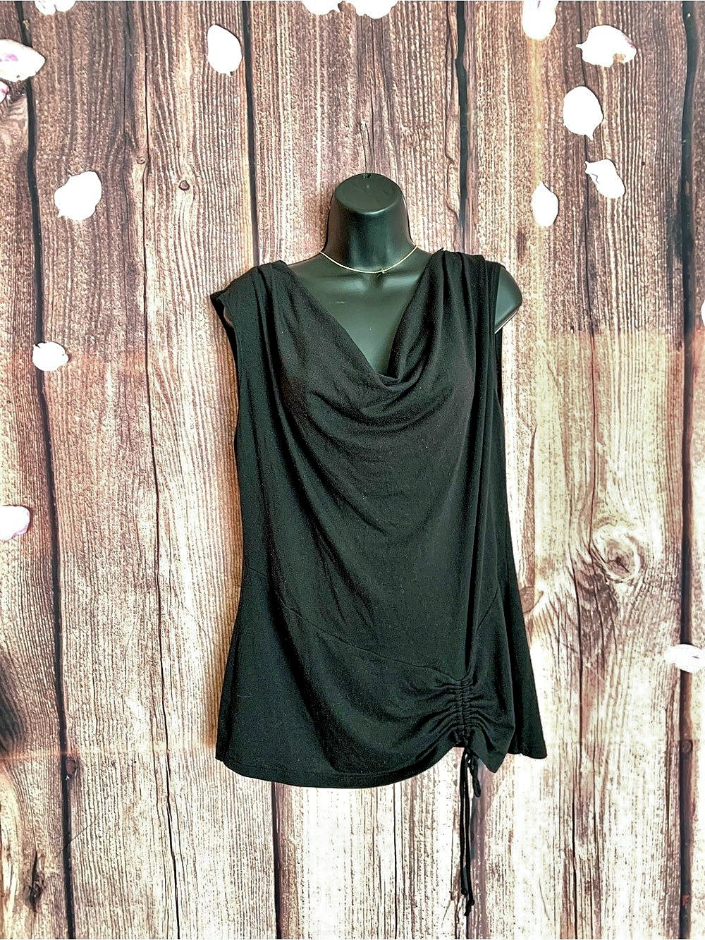 No Boundaries Black Lace Neck Ruched Top Size XL Like New